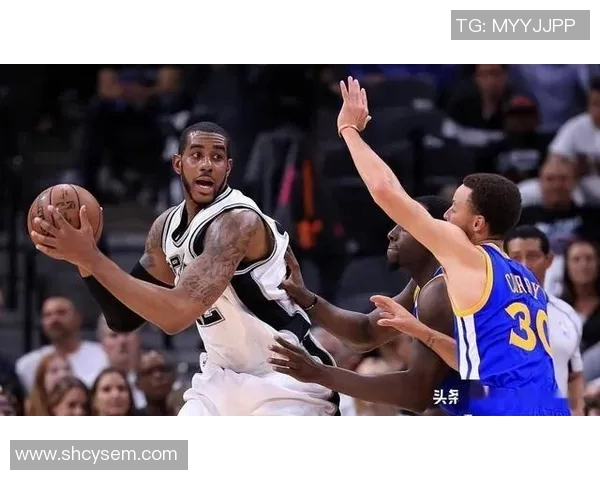 公牛队与快船激战正酣谁能在这场对决中笑到最后